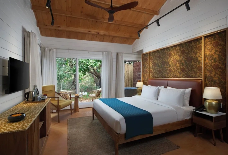 Deluxe Double room with garden view