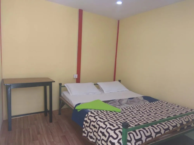 Beehive Hostel