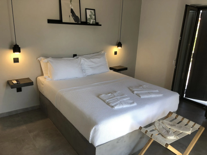 Calme Suites Mani
