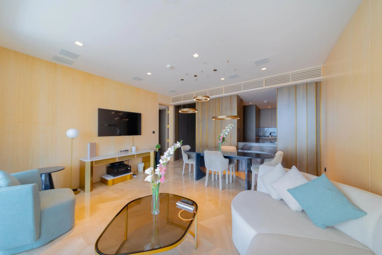 DXB - Five - 41509 - PJ