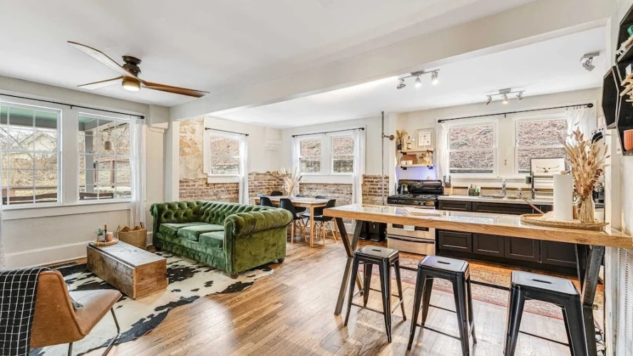 3 Bedrooms Cottage