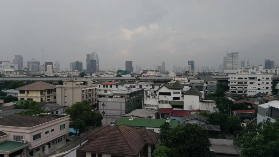 Samsen Suites