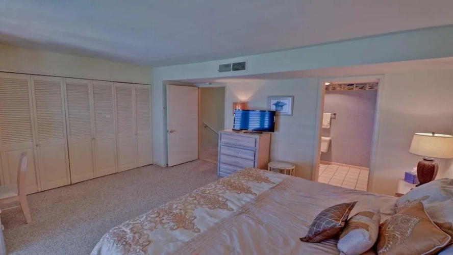 217 - 2 Br Condo