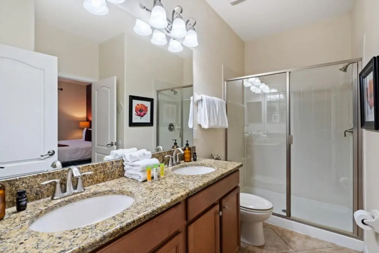 1437 Moon Valley Dr