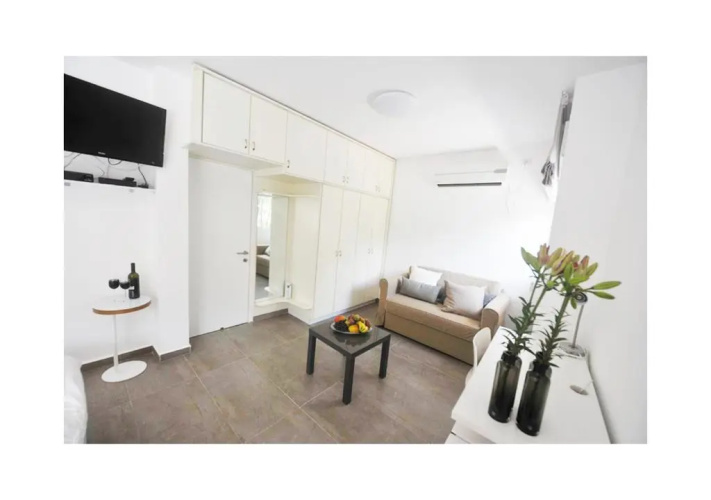 Boutique Apartment "Facing the Sea"