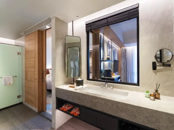 Standard Suite