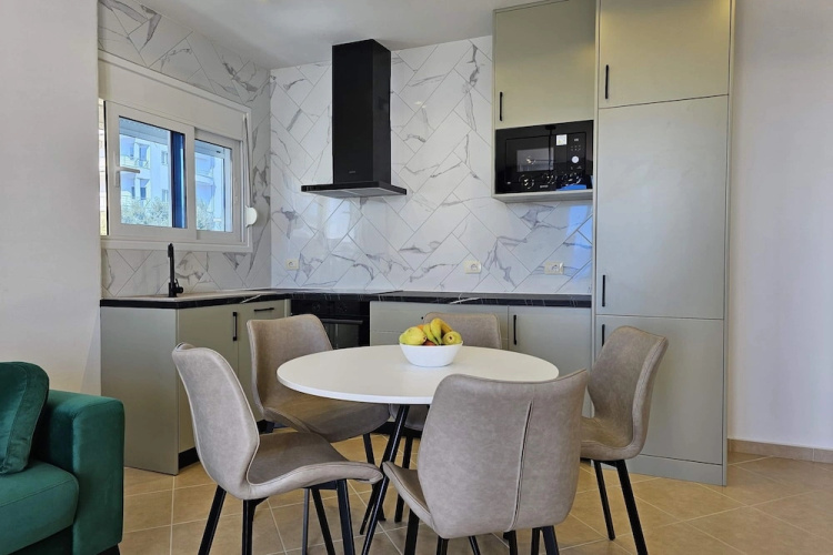 Ionian Blue Escape 304