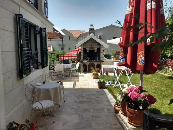 1 Bedroom Apartment with view