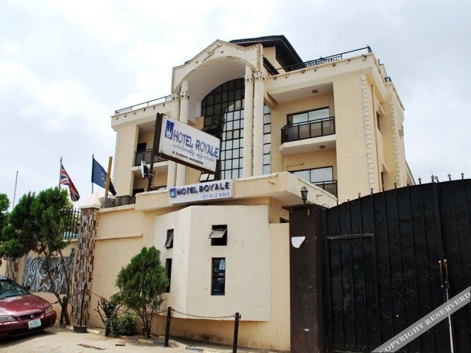 Hotel RoyaleOver view