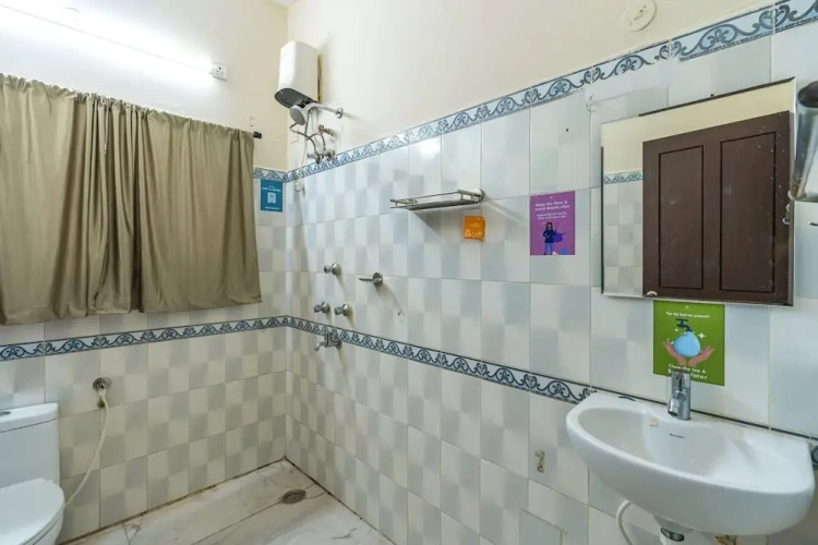 Bed in Dorm (female dorm)