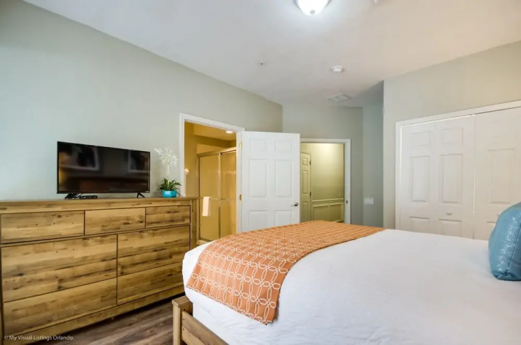 5027 Tideview Circle #40