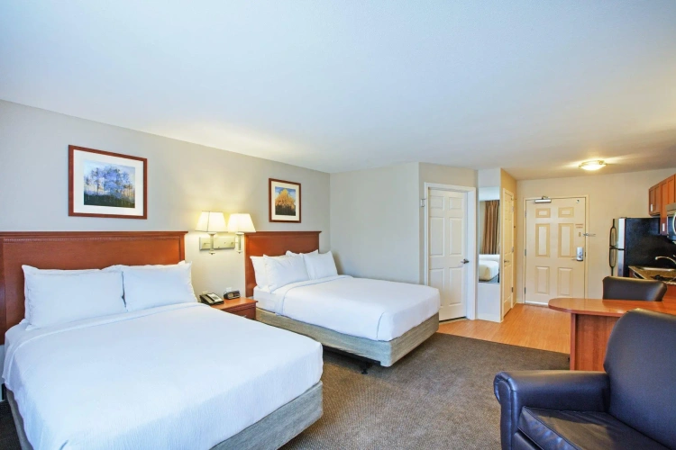 Quadruple Suite