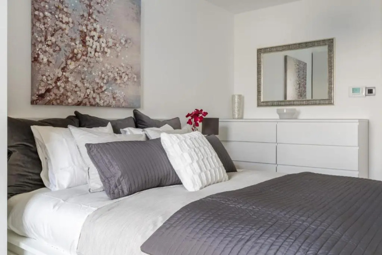 The Majestic Bel Etage Upscale Apartment with Pool