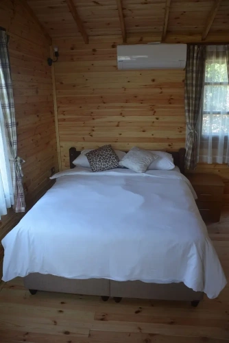 1 Bedroom Standard Double room with garden view