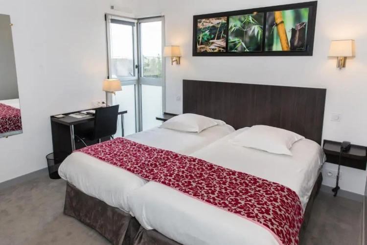 Standard Twin room