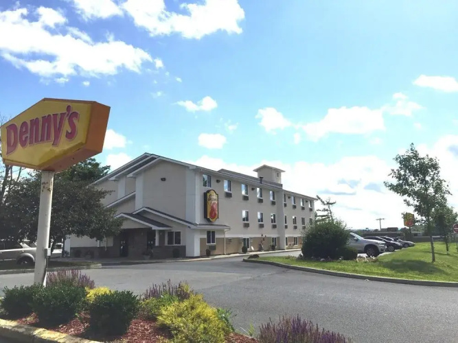 Super 8 By Wyndham Latham/albany Airport - Clifton Park