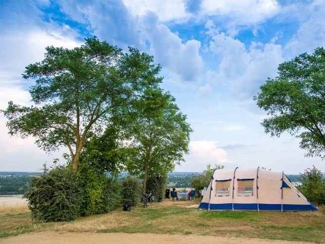 2 Bedrooms Tent