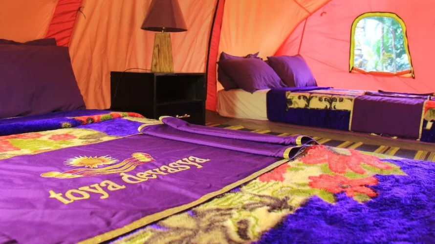 Hiker's Camp at Toya Devasya
