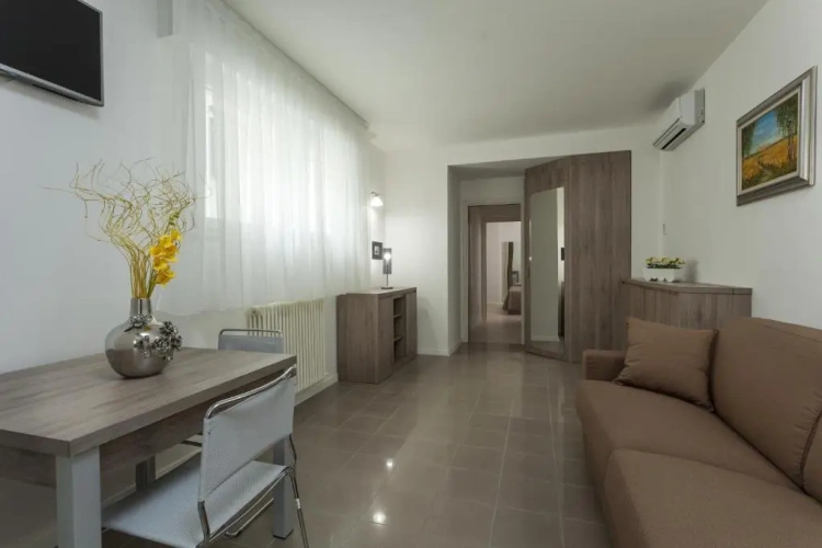 Superior Apartment