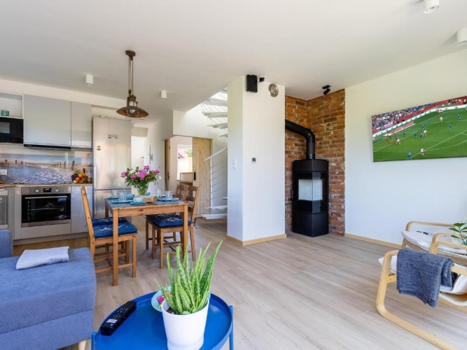 3 Bedrooms Cottage