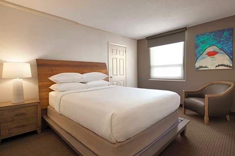 2 Bedrooms Deluxe Double Suite