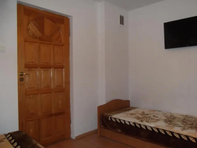 Standard Basement room