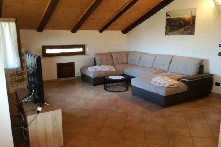 2 Bedrooms Cottage