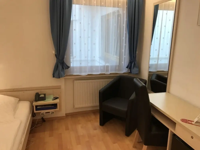 Standard Single room