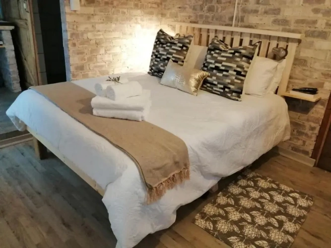 1 Bedroom Double Apartment