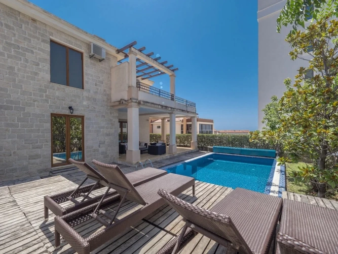 Luxury Villa