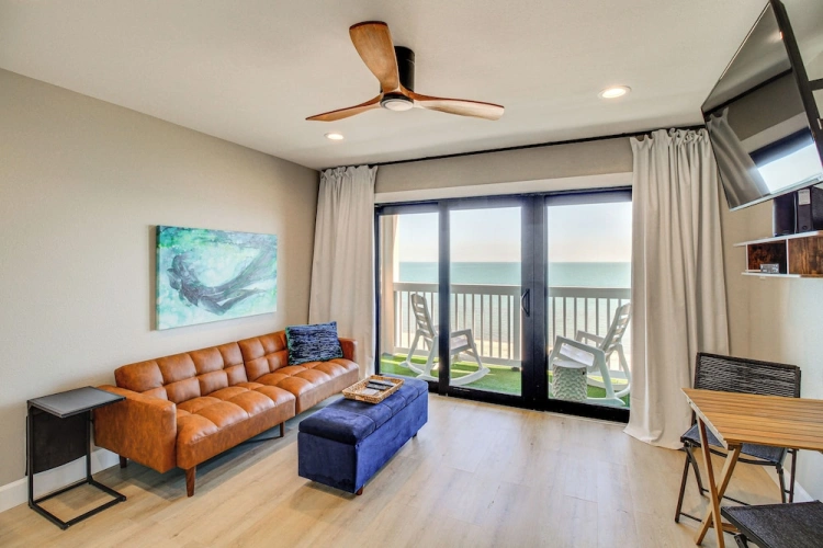 1 Bedroom Apartment with balcony