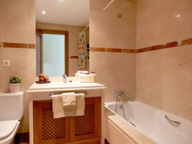 Apartment in Estepona, Malaga 101510