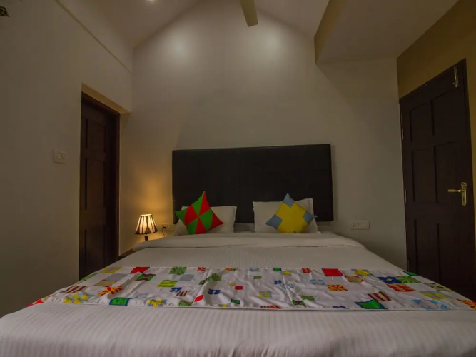 OYO 16519 Home Elegant 3BHK Parra
