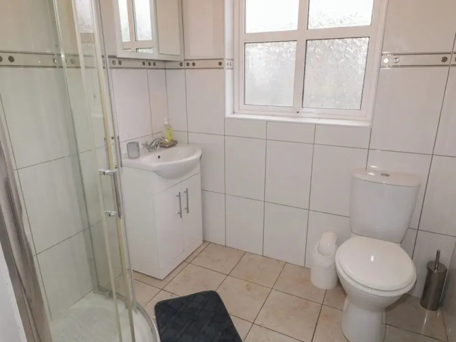 2 Carlton Cottage