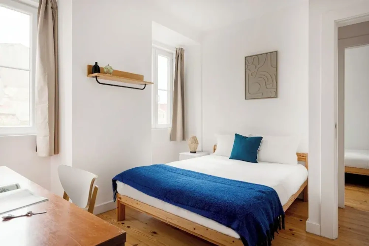 2 Bedrooms Apartment