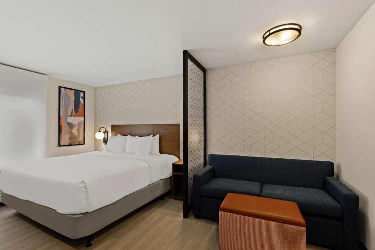 Everhome Suites Temecula