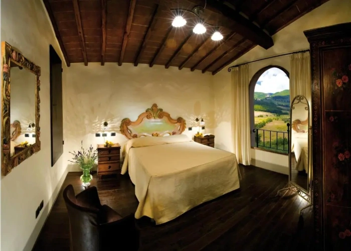 2 Bedrooms Villa