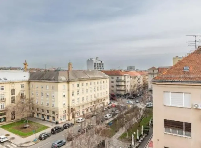 2 Bedrooms Penthouse Apartment