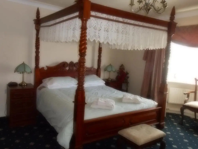 Dinorben Arms Hotel