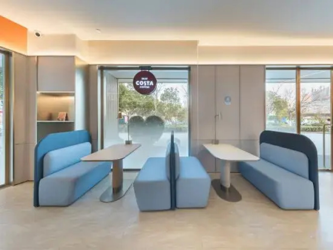 HanTing Hotel (Nanjing Luhe Longchi Subway Station)