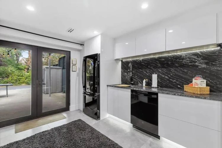 Standard Cottage