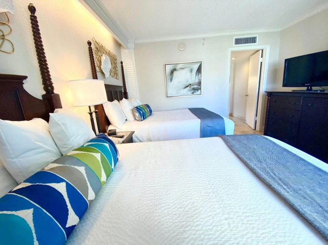 Tradewinds Island Grand Resort photo 15
