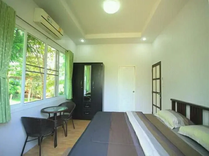 2 Bedrooms Villa
