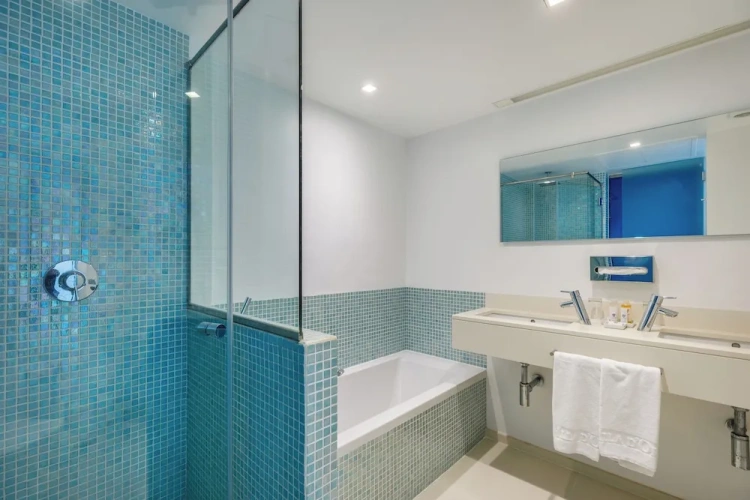 Double Club Apartment with balcony