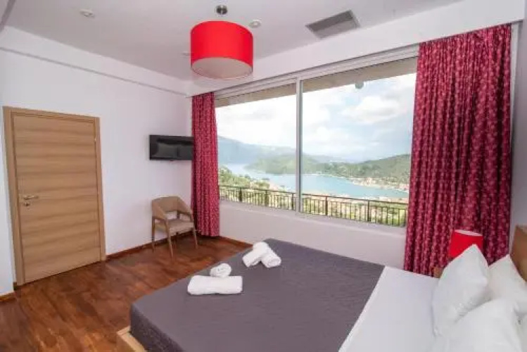 Calypso Apartments
