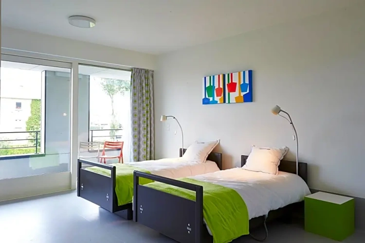 Standard Twin room with balcony