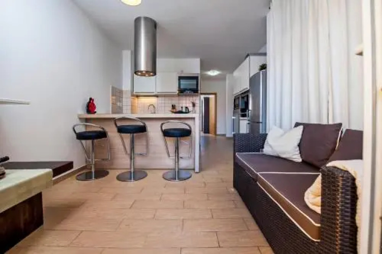 Pimlico Apartment