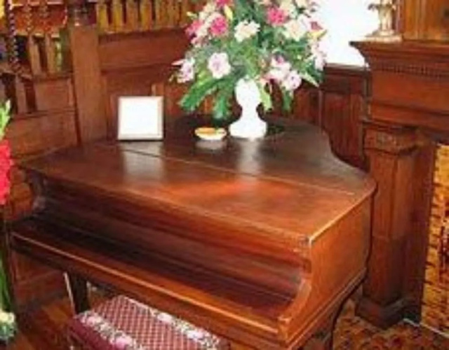 The Bennett House Bed & Breakfast