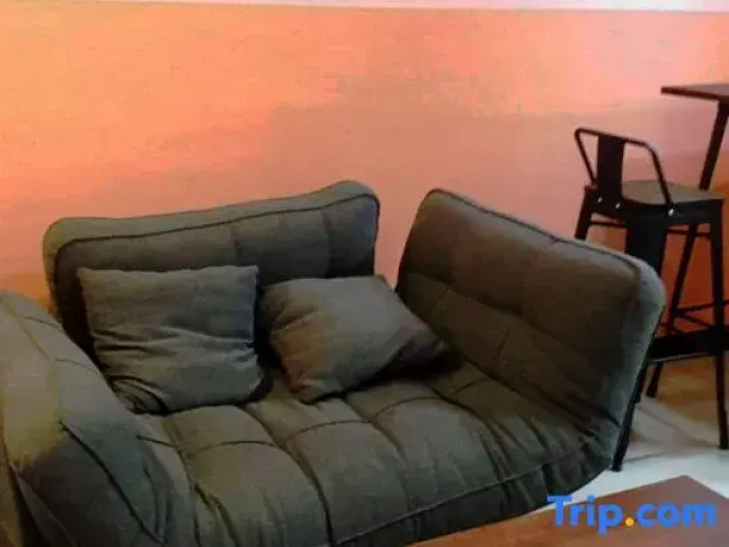 Haus of Emerald Studio Condo - Tipolo