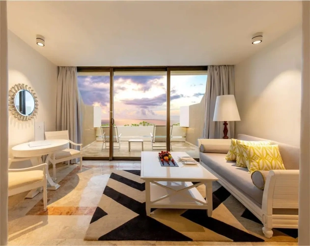 Deluxe Junior Suite